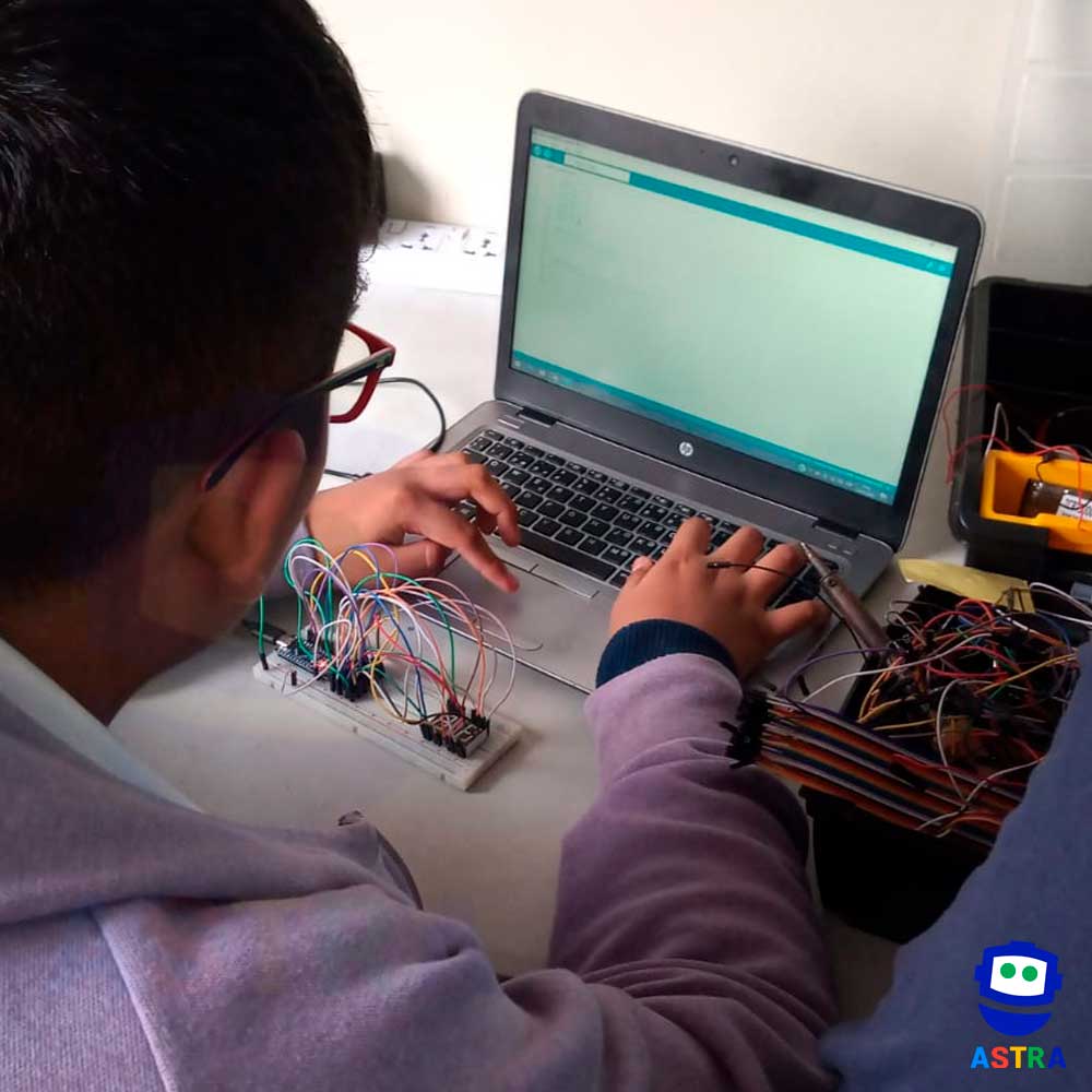 Jóvenes Robótica Arduino
