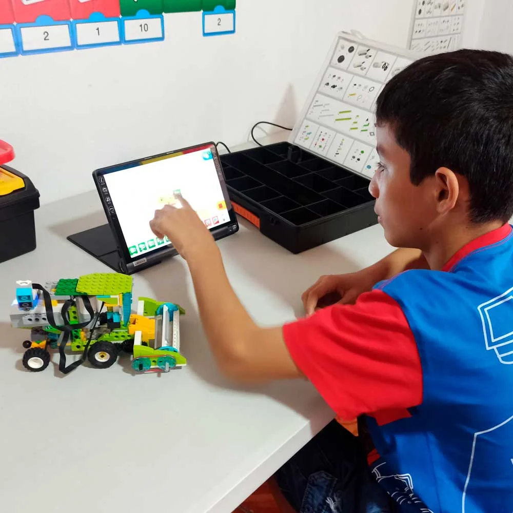 Lego Robótica EvKids Niños Felices