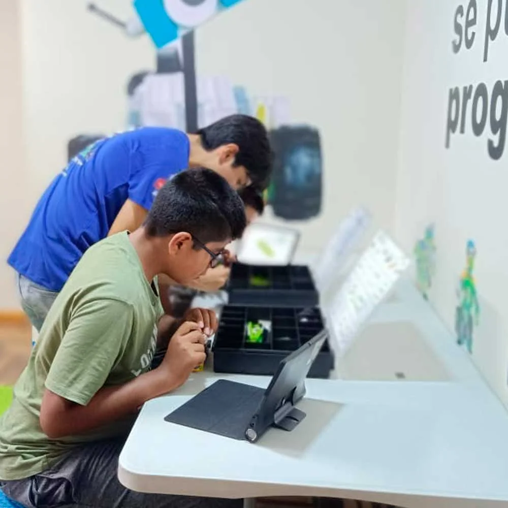 Taller Robótica Lego San Borja